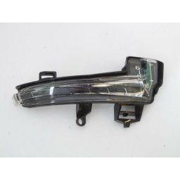 FANALE SU RETROVISORE SINISTRO A LED SKODA SUPERB DAL 01/2015