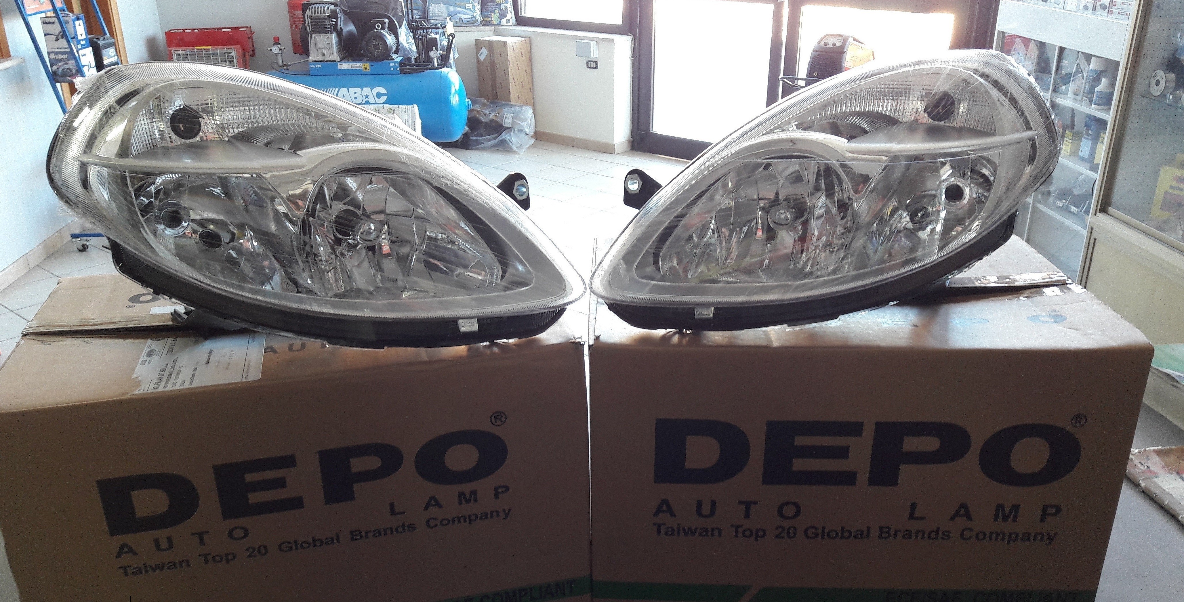 ABAC TYC Faro Destra per Opel Vectra C Camper 