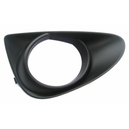 GRIGLIA PARAURTI  ANTERIORE DESTRO C/FENDINEBBIA  TOYOTA YARIS DAL  2011