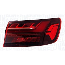 FANALE POSTERIORE DESTRO EST A LED DINAM AUDI A4 DAL 2019  SW